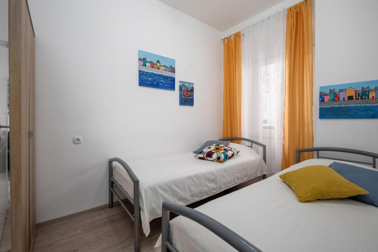 Naval Apartment Rijeka Exterior photo